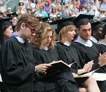 维尼修斯因伤返回皇马治疗 将缺席对阿根廷比赛